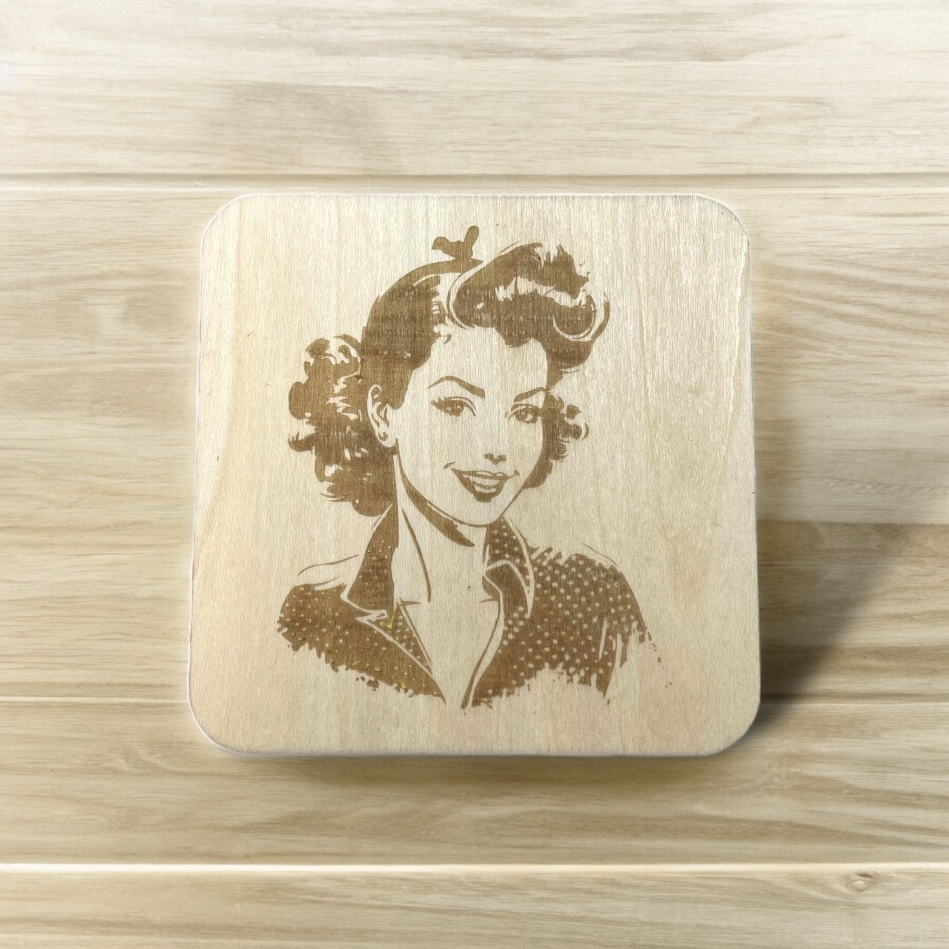 Sous-Verres modèle 2, Pin-up